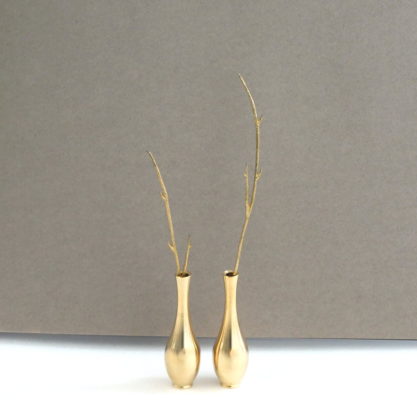 ささやく 枝 真鍮製一輪挿しオブジェ JF039