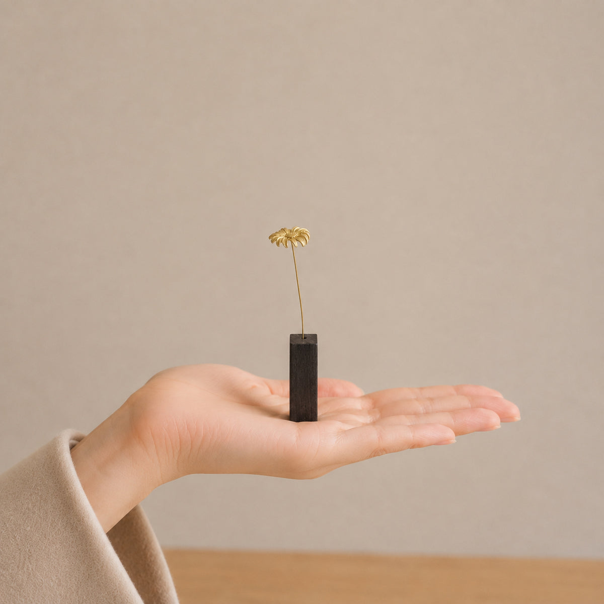 Gerbera Decorativa in Ottone