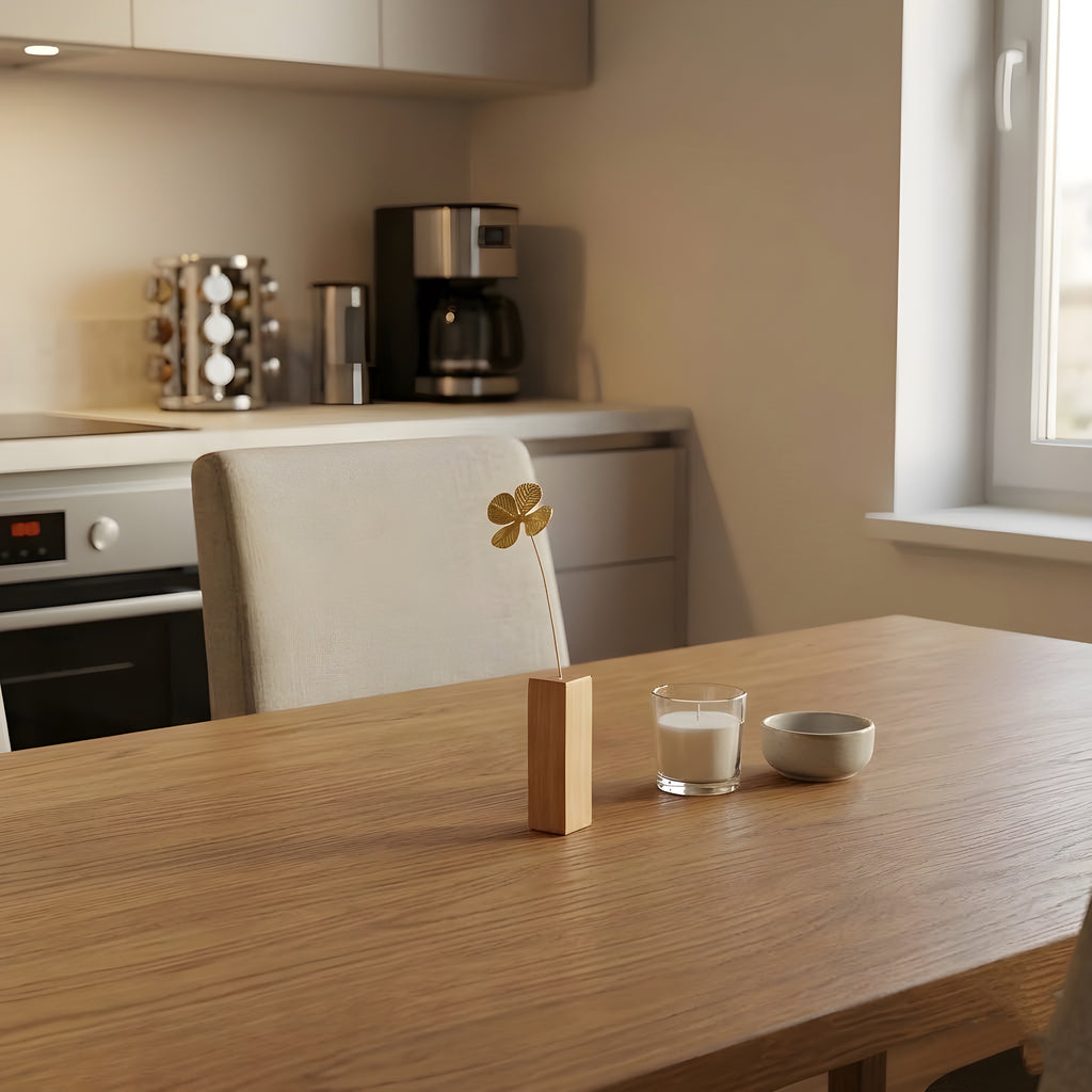 クローバーモチーフ 真鍮ミニオブジェ｜選べる木製花瓶付き