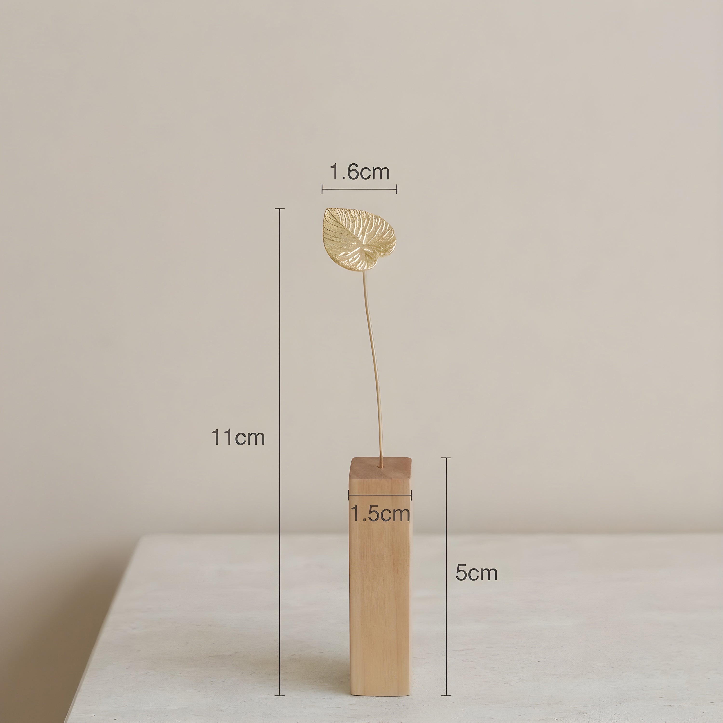 モンステラモチーフ 真鍮ミニオブジェ｜選べる木製花瓶付き