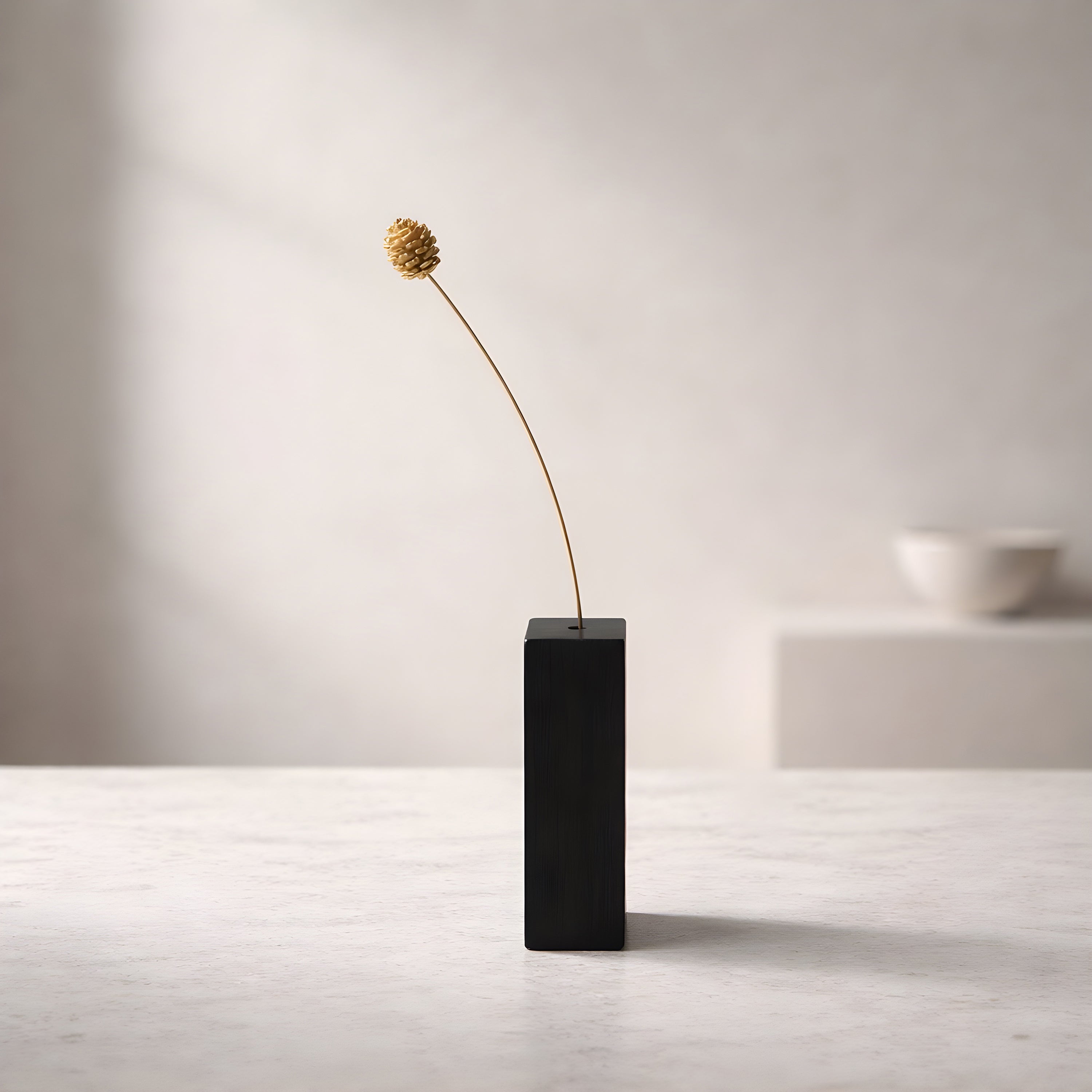 松ぼっくりモチーフ 真鍮ミニオブジェ｜選べる木製花瓶付き