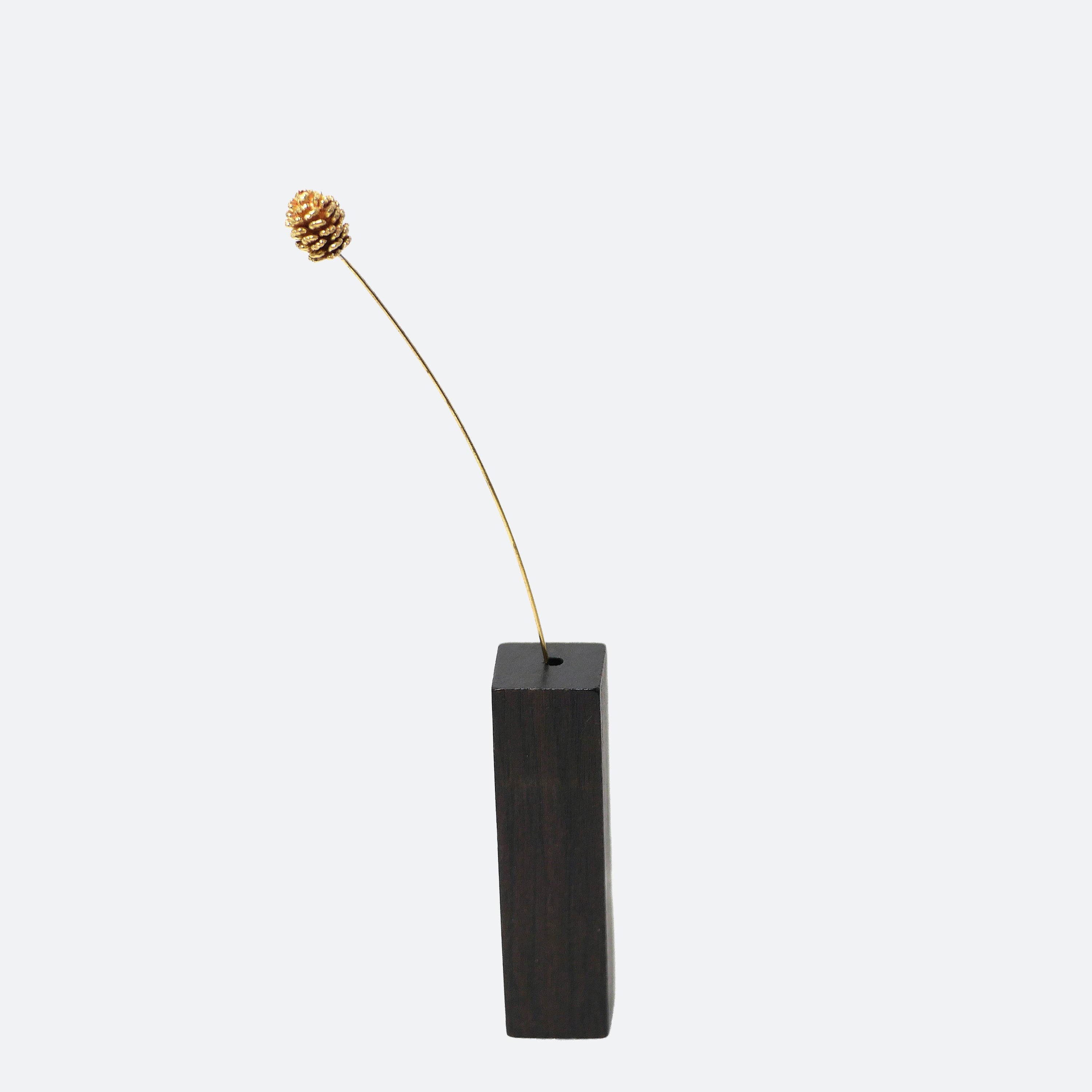 松ぼっくりモチーフ 真鍮ミニオブジェ｜選べる木製花瓶付き