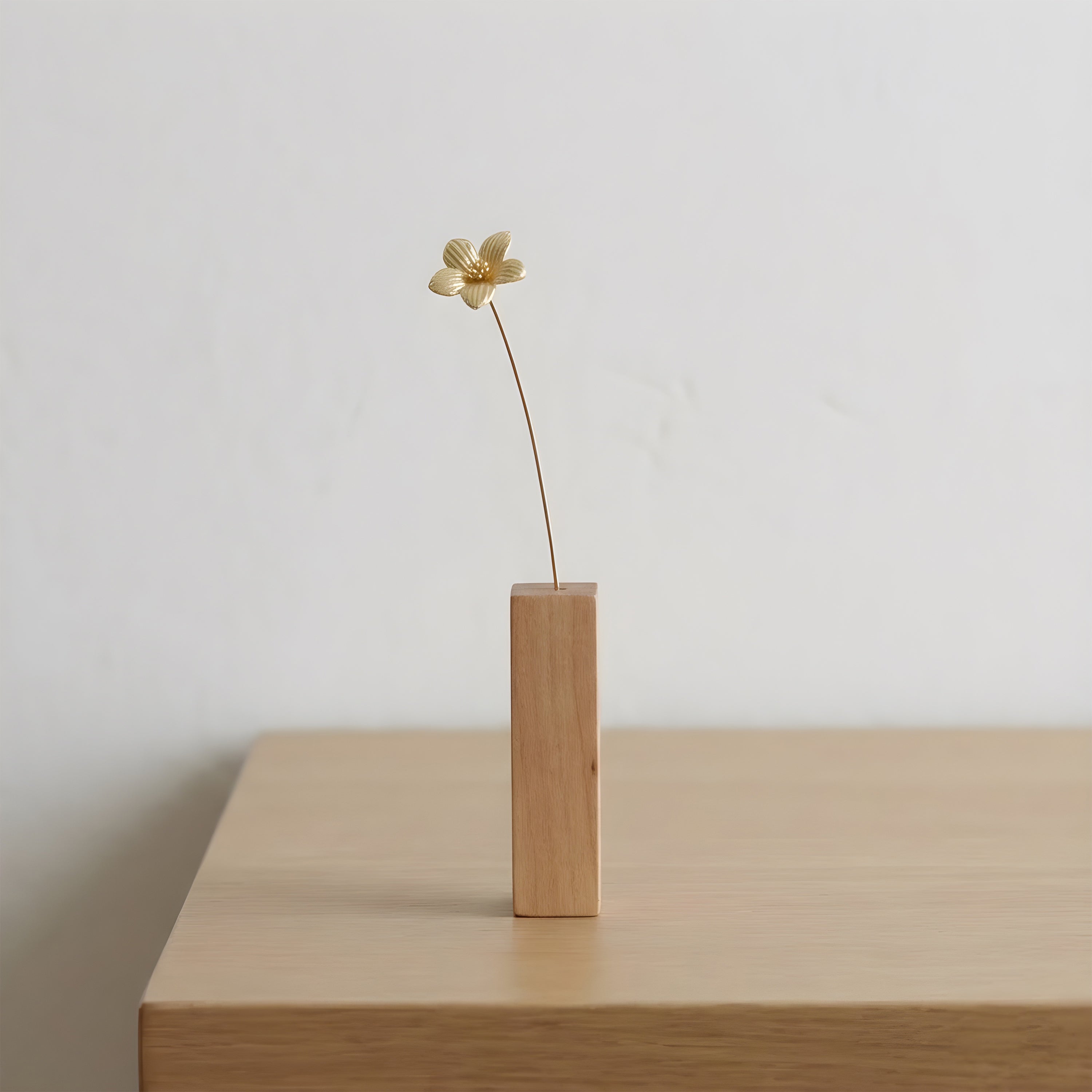 山桜草モチーフ 真鍮ミニオブジェ｜選べる木製花瓶付き