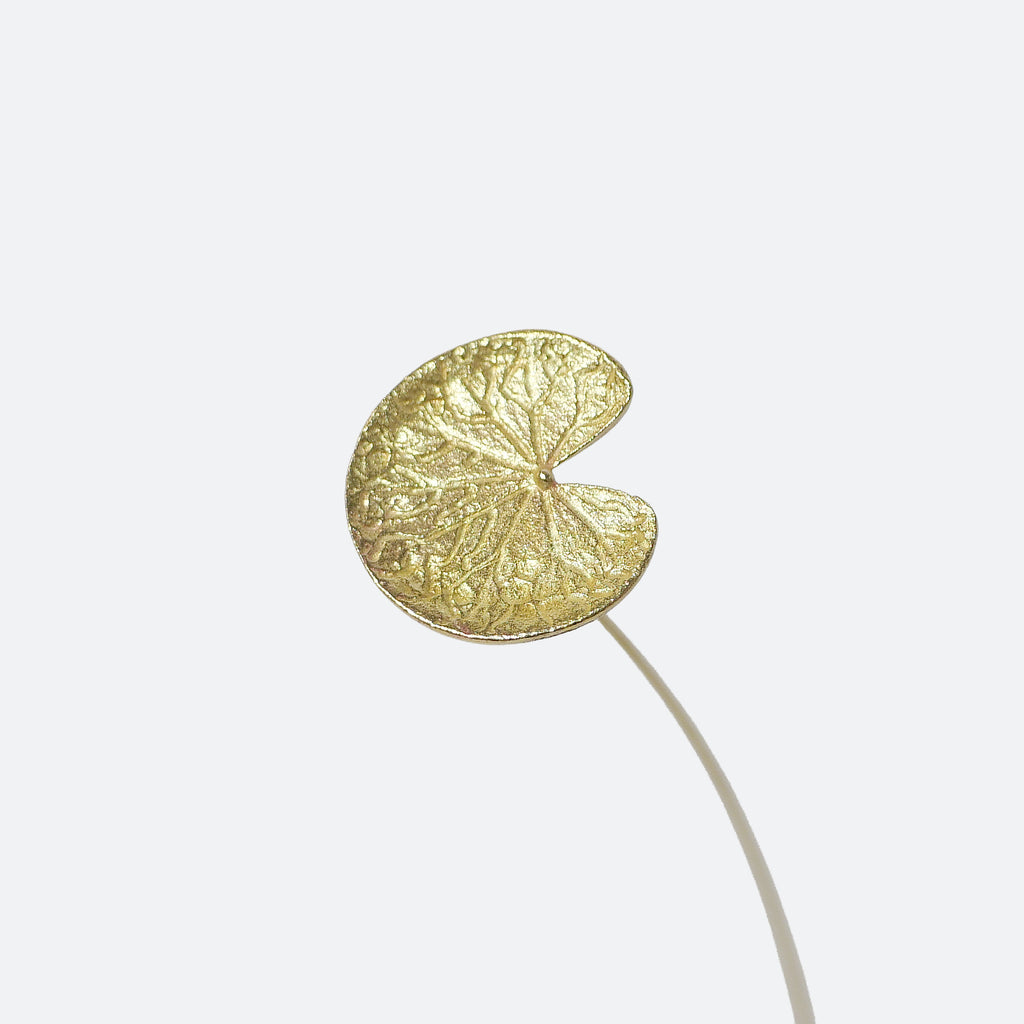 Brass Water Lily Leaf Mini Sculpture with Wooden Vase