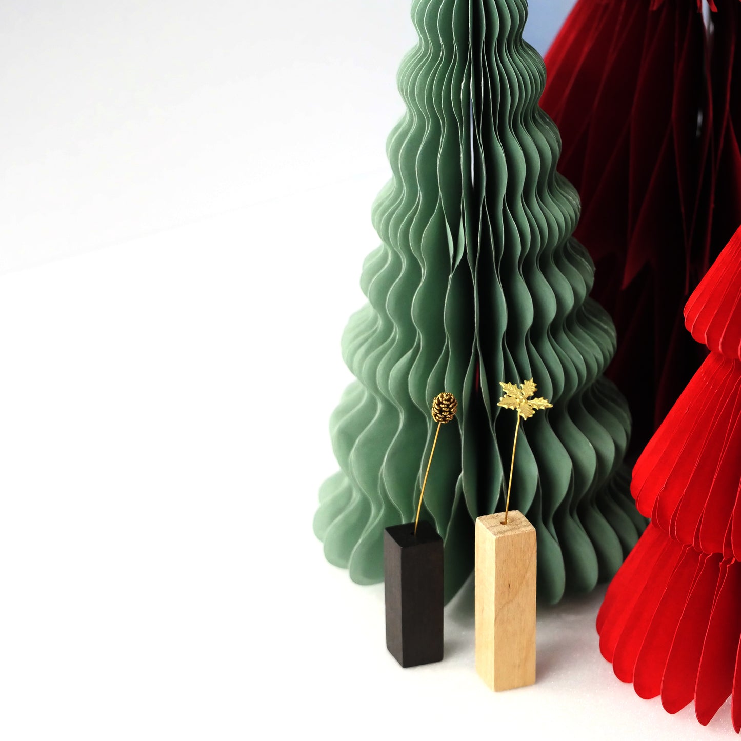 松ぼっくり｜真鍮製一輪挿し オブジェ JF060