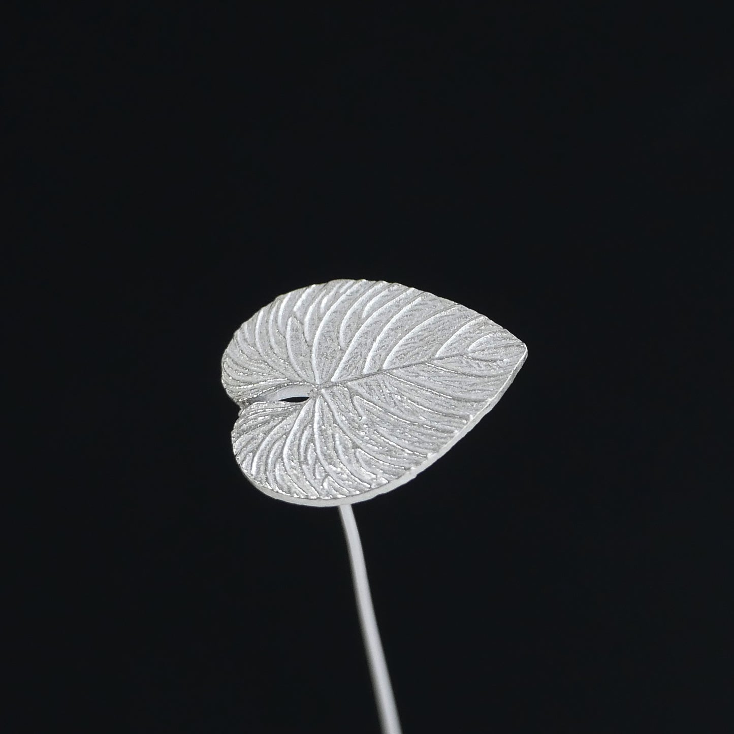 ハートモンステラのシルバー925製一輪挿し｜Vita Ramus Botanical Objet｜JFS004
