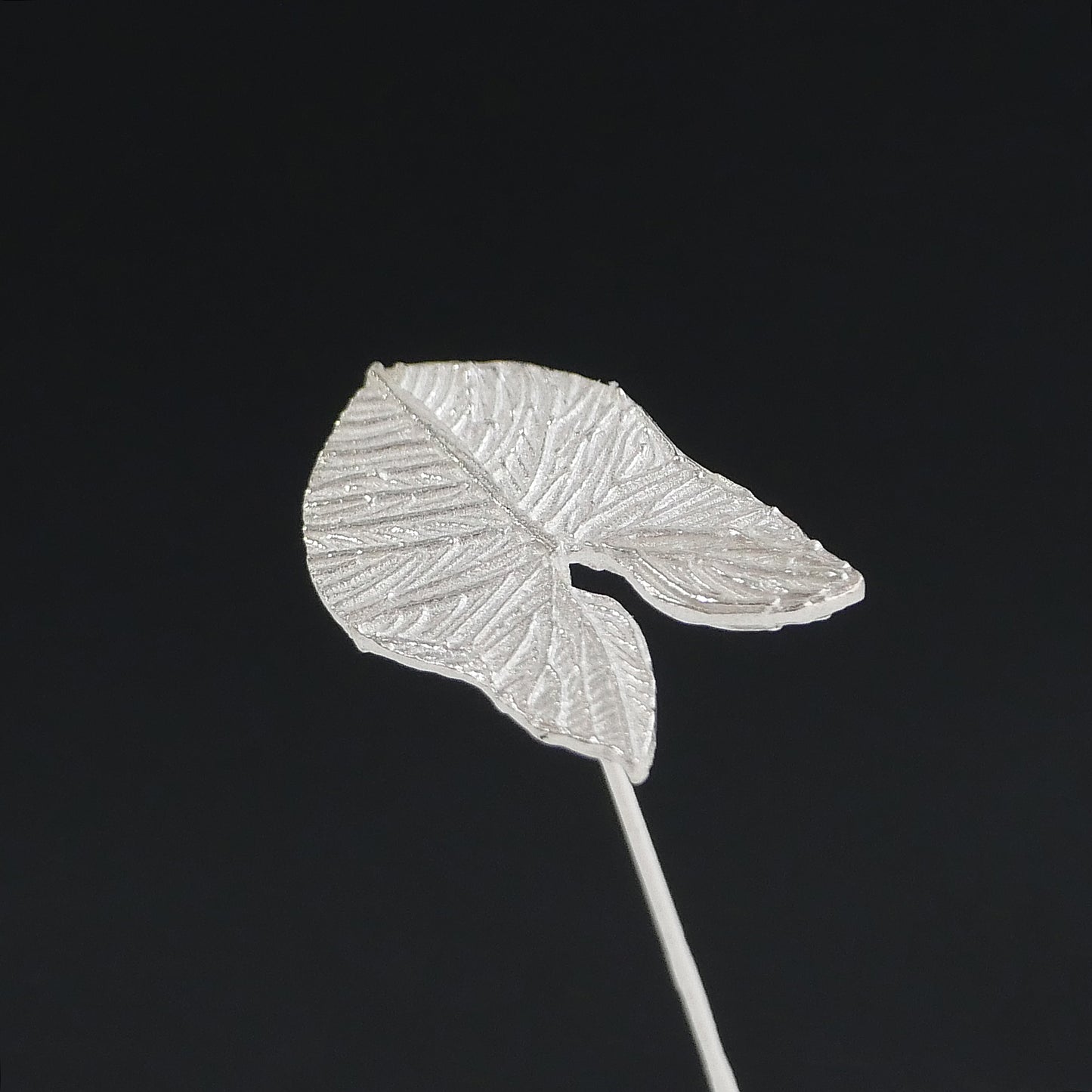 アロカシアモチーフのシルバー925製一輪挿し｜Vita Ramus Botanical Objet｜JFS005