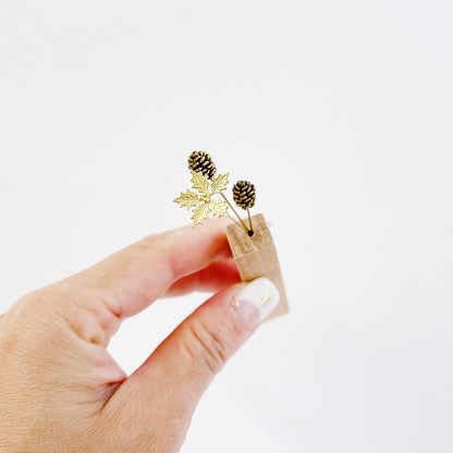 ポインセチア＆松ぼっくり｜真鍮製一輪挿し オブジェ JFS01