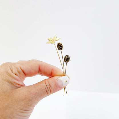 ポインセチア＆松ぼっくり｜真鍮製一輪挿し オブジェ JFS01